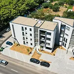 Iva Apartment *