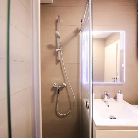 Iva Апартаменти Задар